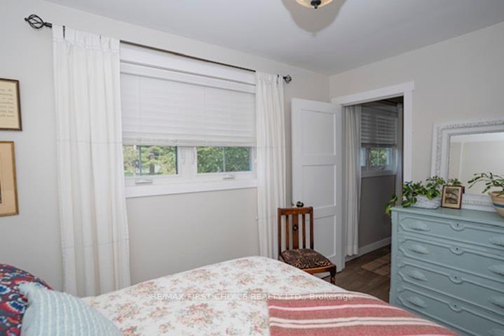 Photo 19 of 2060 Glenoah Avenue, Thunder Bay, Rosslyn Road — HOMEH