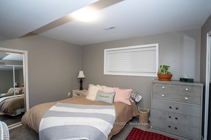 Photo 23 of 2060 Glenoah Avenue, Thunder Bay, Rosslyn Road — HOMEH