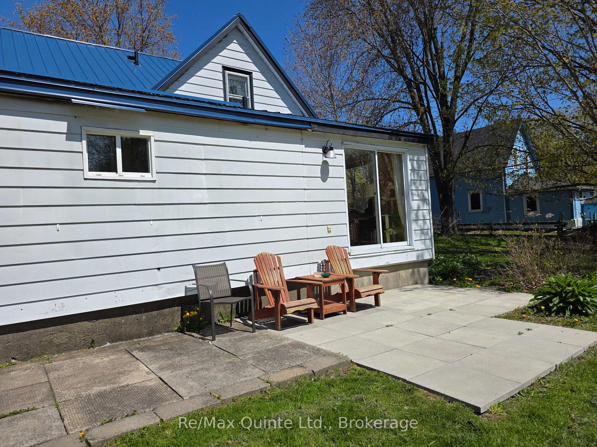 Photo 5 of 163 Main Street, Prince Edward County, Bloomfield Ward — HOMEH