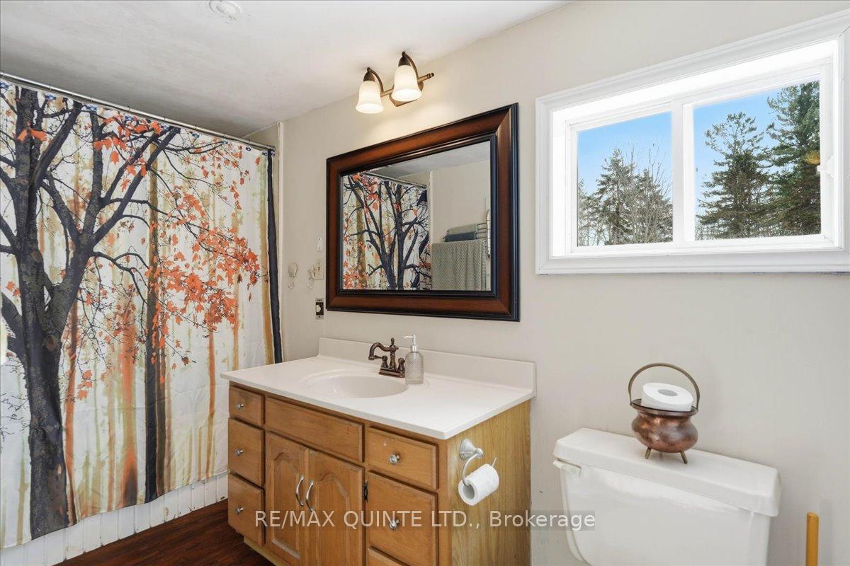 Photo 8 of 163 Main Street, Prince Edward County, Bloomfield Ward — HOMEH