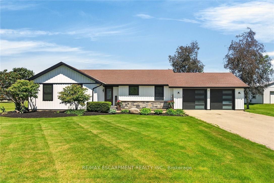 Front of 2885 Haldimand 9 Road