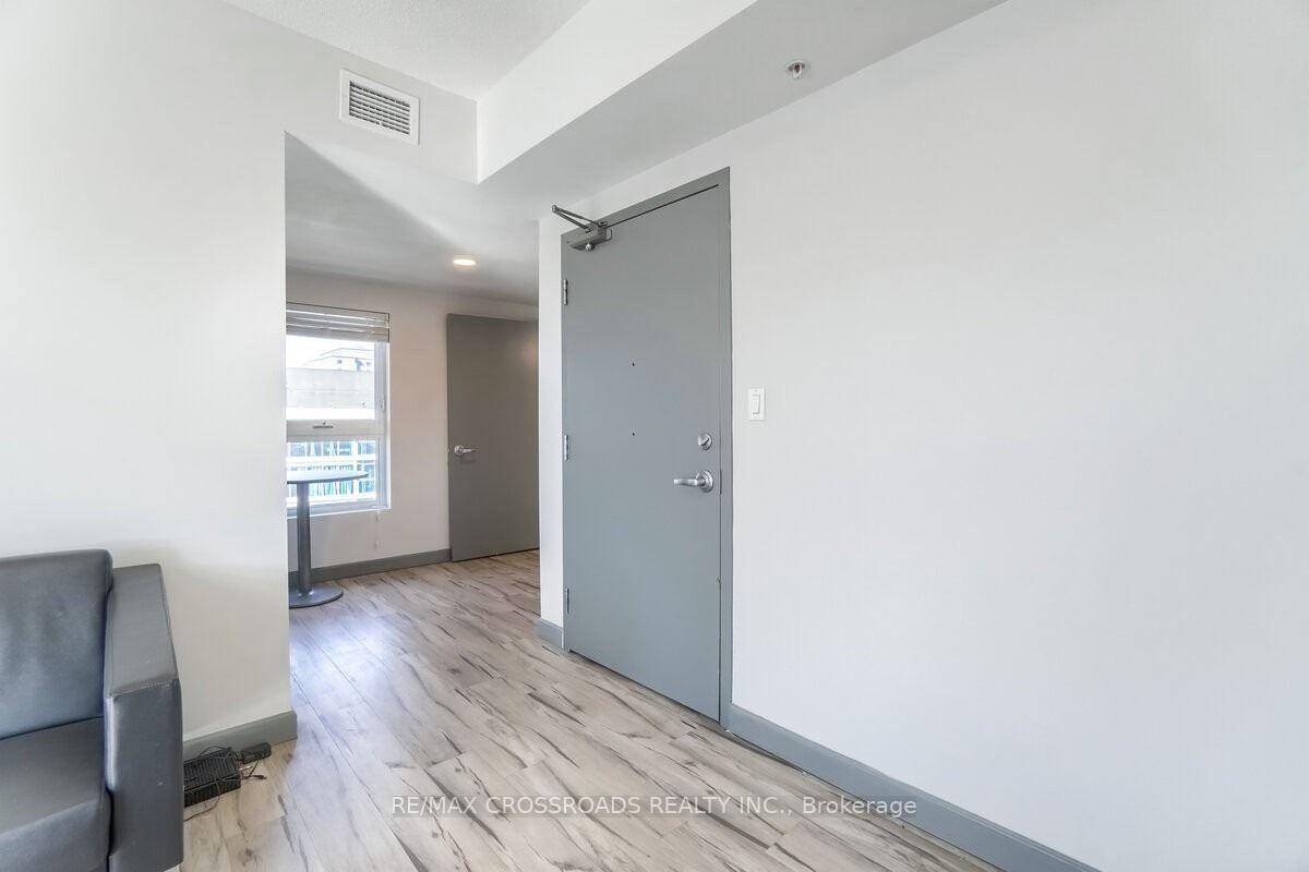 Photo 7 of Unit 2117, 258B Sunview Street, Waterloo, Downtown Waterloo — HOMEH