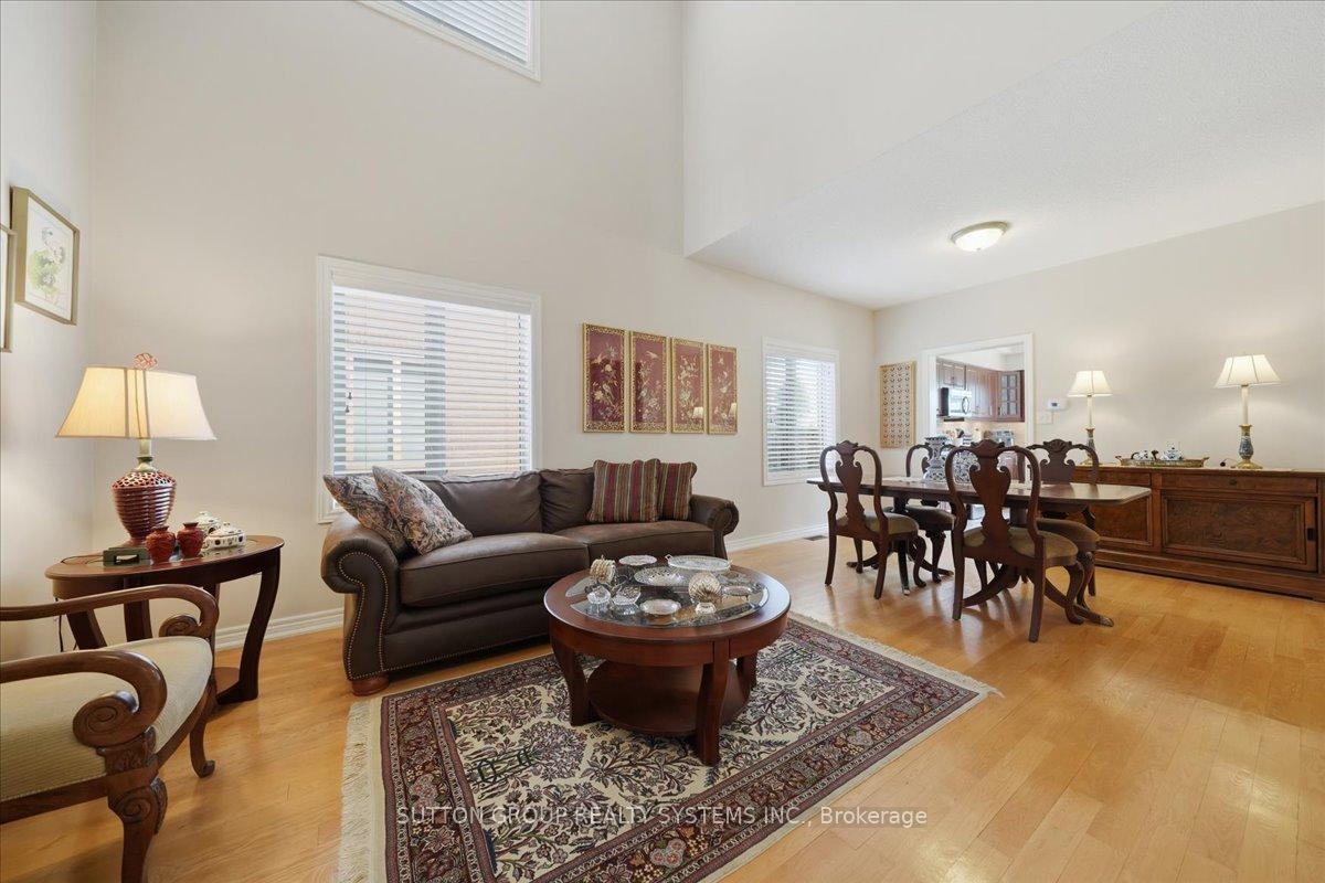 Photo 6 of 1382 Avon Drive, Mississauga, Meadowvale Village — HOMEH