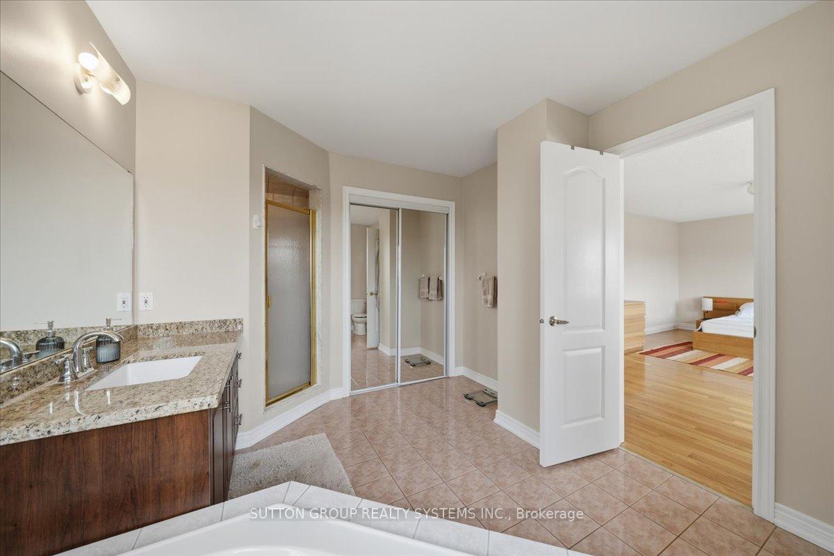 Photo 25 of 1382 Avon Drive, Mississauga, Meadowvale Village — HOMEH