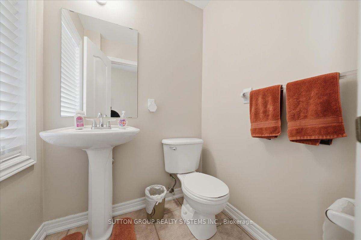 Photo 39 of 1382 Avon Drive, Mississauga, Meadowvale Village — HOMEH