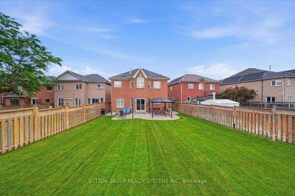 Photo 42 of 1382 Avon Drive, Mississauga, Meadowvale Village — HOMEH
