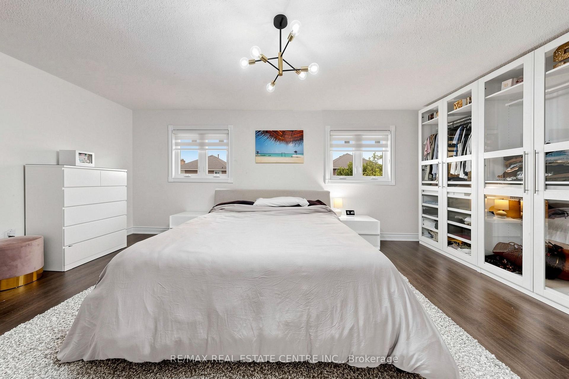 Photo 21 of 33 Blackmere Circle, Brampton, Fletcher's Creek South — HOMEH