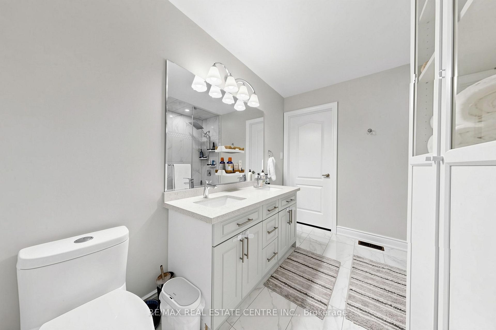 Photo 24 of 33 Blackmere Circle, Brampton, Fletcher's Creek South — HOMEH