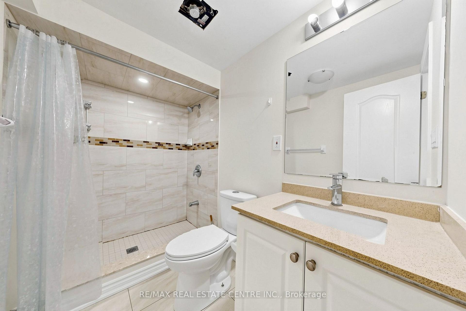 Photo 42 of 33 Blackmere Circle, Brampton, Fletcher's Creek South — HOMEH