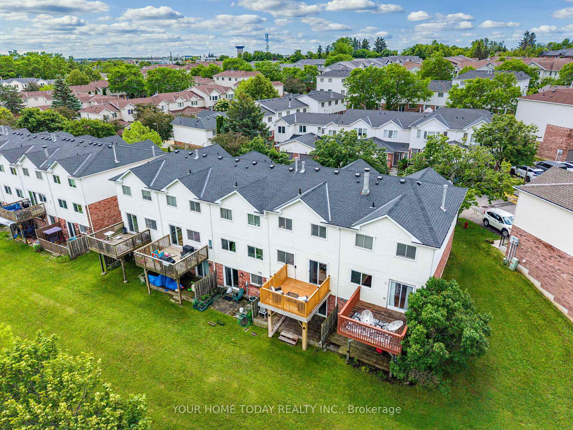 Photo 36 of 29 Corey Circle, Halton Hills, Georgetown — HOMEH