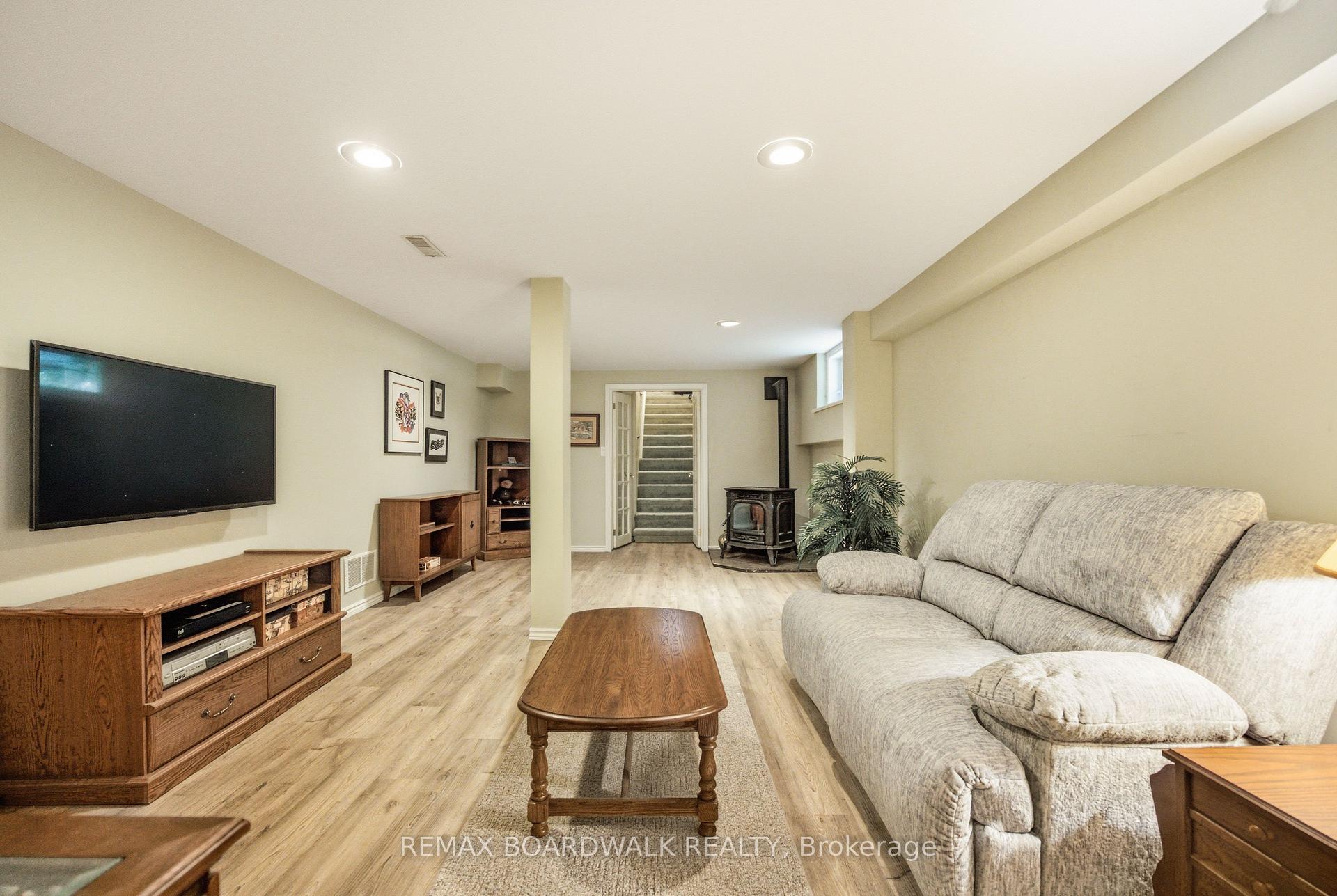 Photo 23 of 123 Poole Drive, Drummond/North Elmsley, Drummond/North Elmsley (North Elmsley) Twp — HOMEH