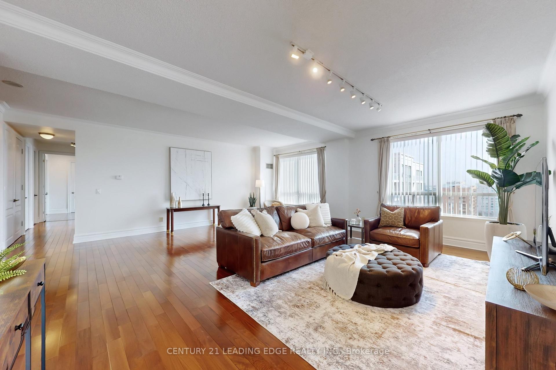 Photo 3 of Unit LPH9, 62 Suncrest Boulevard, Markham, Commerce Valley — HOMEH