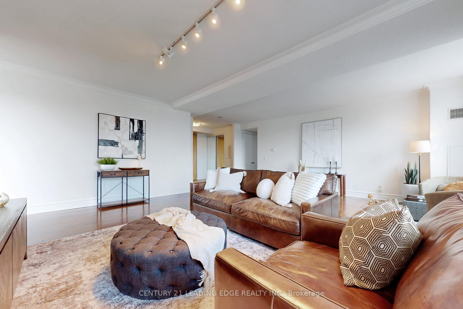 Photo 4 of Unit LPH9, 62 Suncrest Boulevard, Markham, Commerce Valley — HOMEH