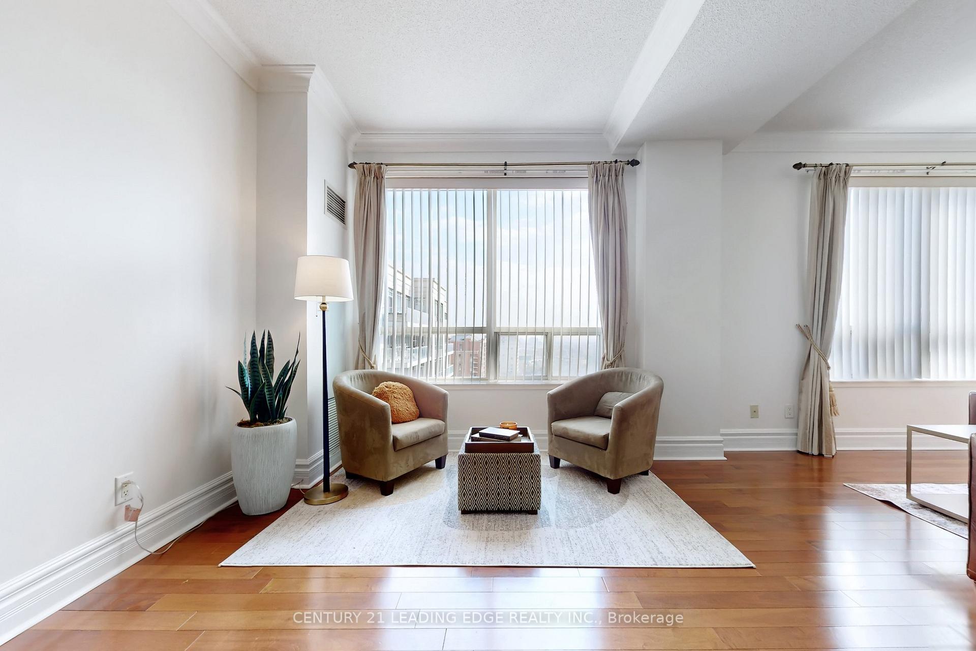 Photo 6 of Unit LPH9, 62 Suncrest Boulevard, Markham, Commerce Valley — HOMEH