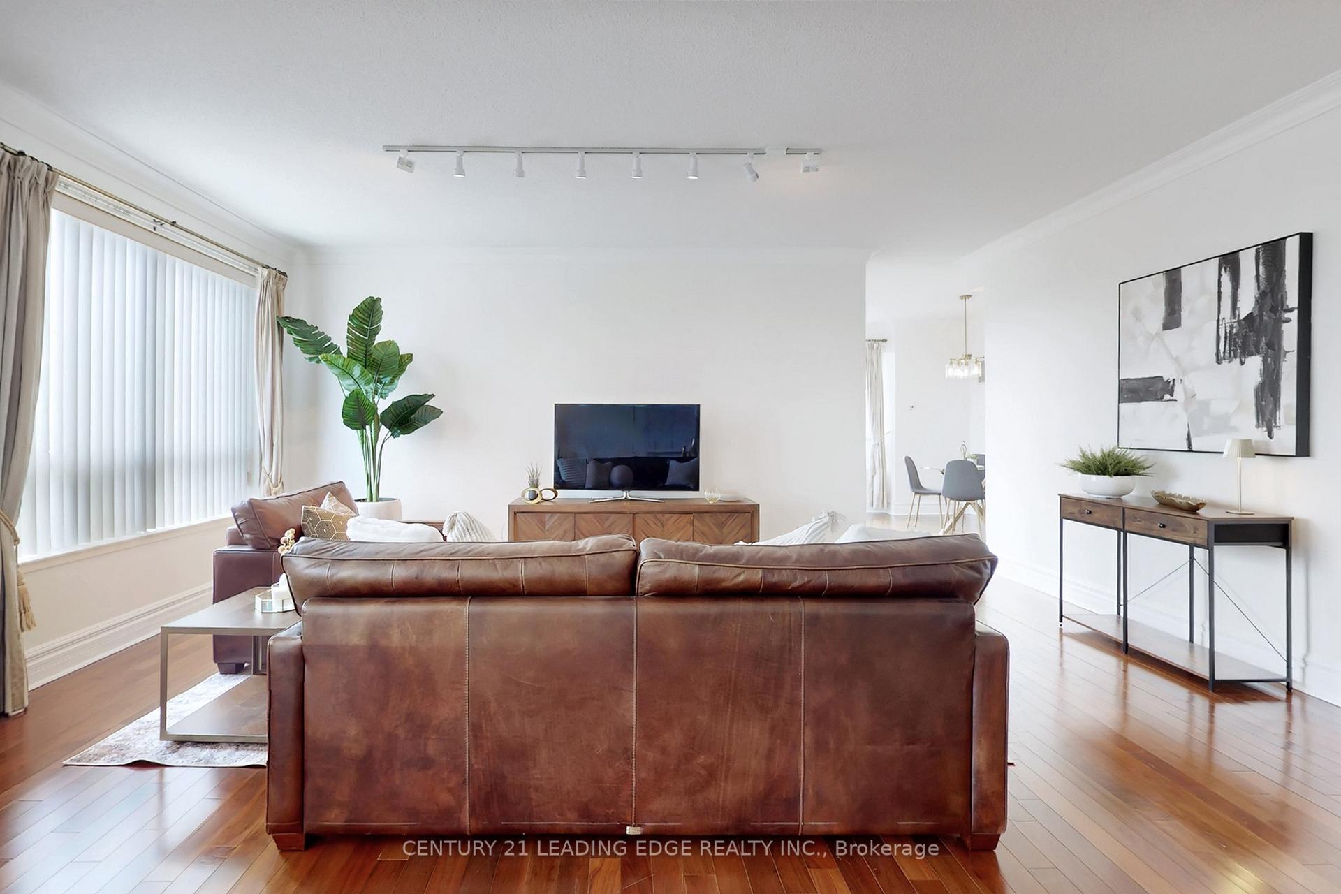 Photo 9 of Unit LPH9, 62 Suncrest Boulevard, Markham, Commerce Valley — HOMEH