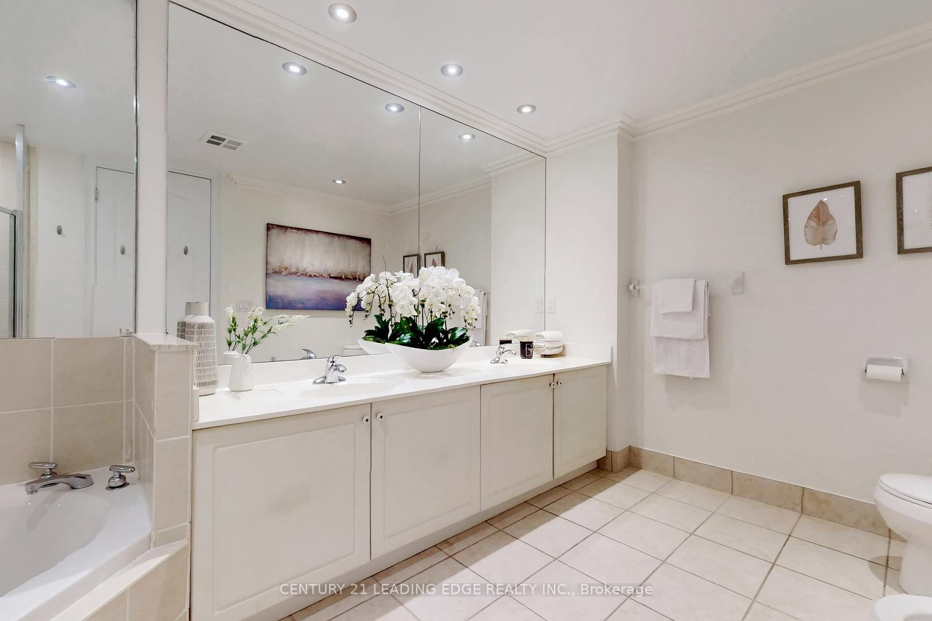 Photo 24 of Unit LPH9, 62 Suncrest Boulevard, Markham, Commerce Valley — HOMEH