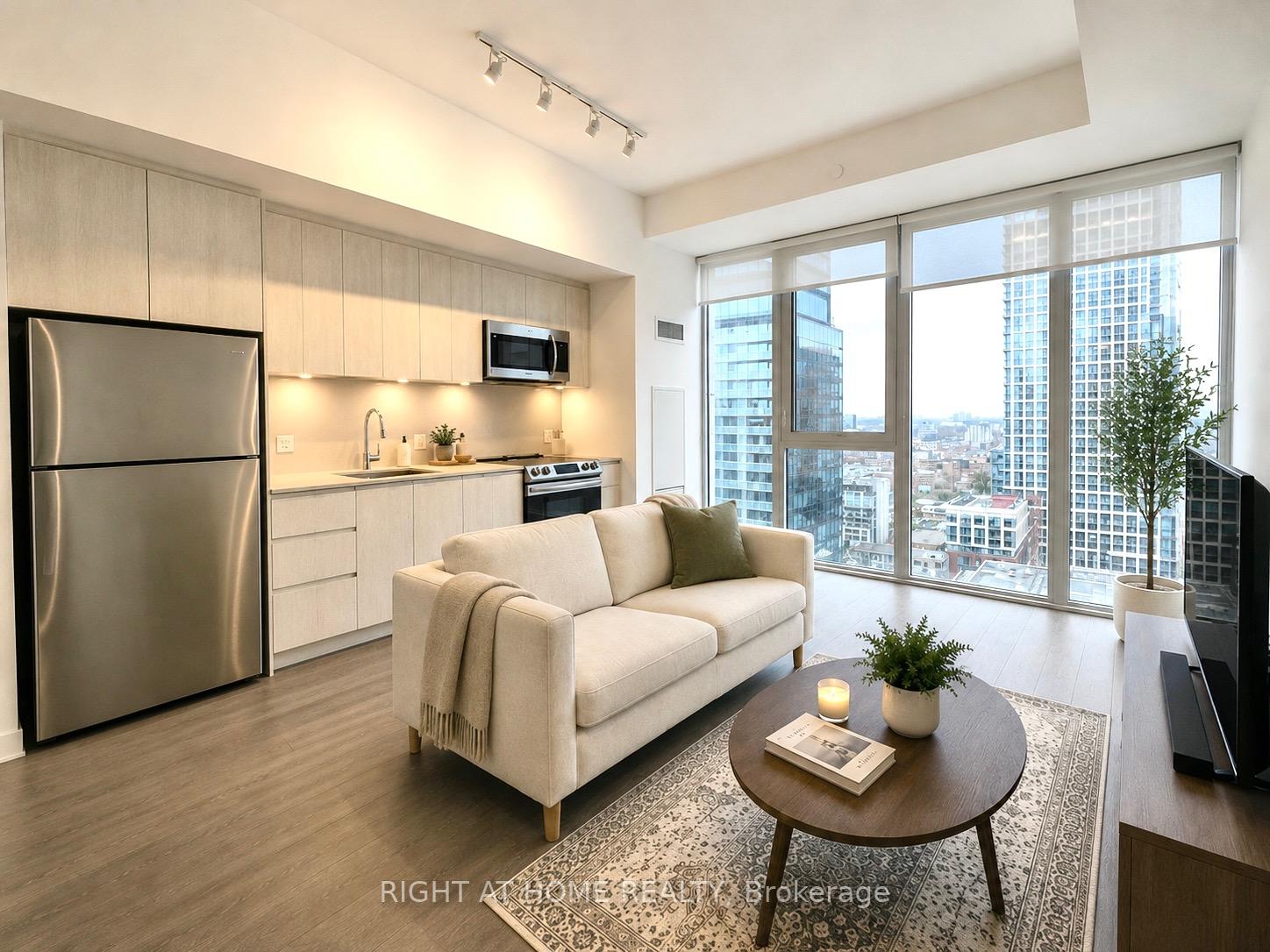 Front of Unit 2601, 357 King Street West