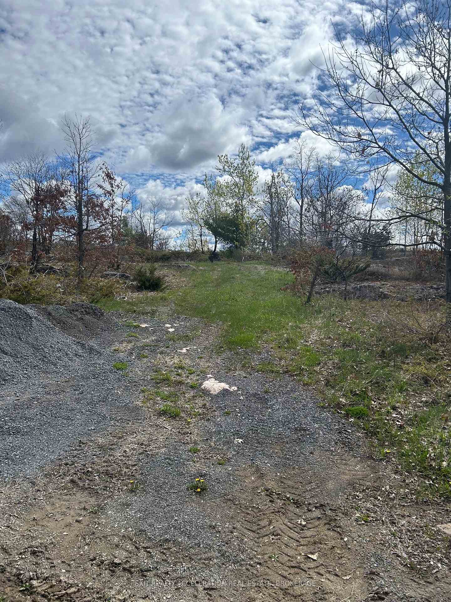 Photo 5 of Dwyer Lane, Frontenac, Frontenac Centre — HOMEH