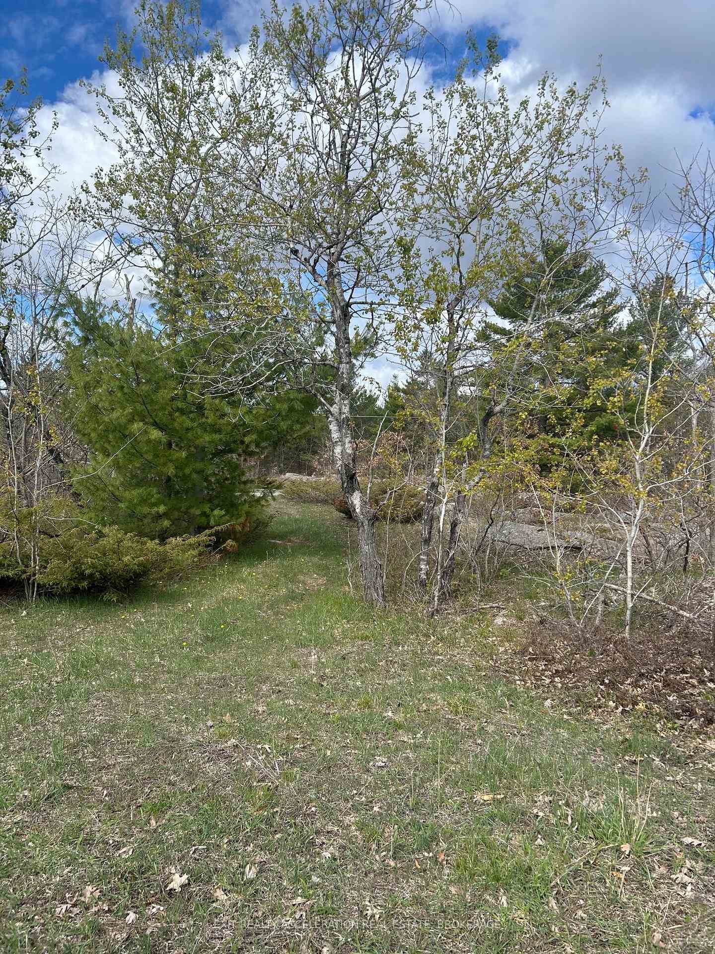 Photo 6 of Dwyer Lane, Frontenac, Frontenac Centre — HOMEH