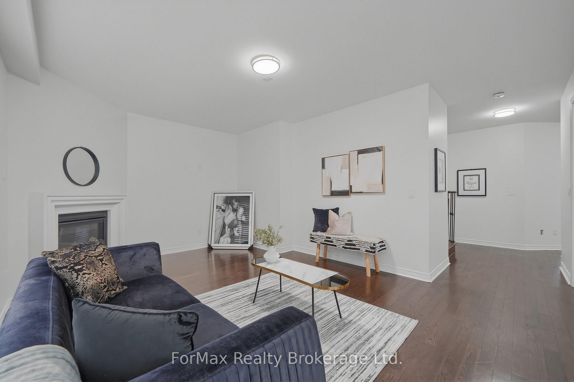 Photo 8 of 80 George Gray Drive, Brampton, Sandringham-Wellington North — HOMEH