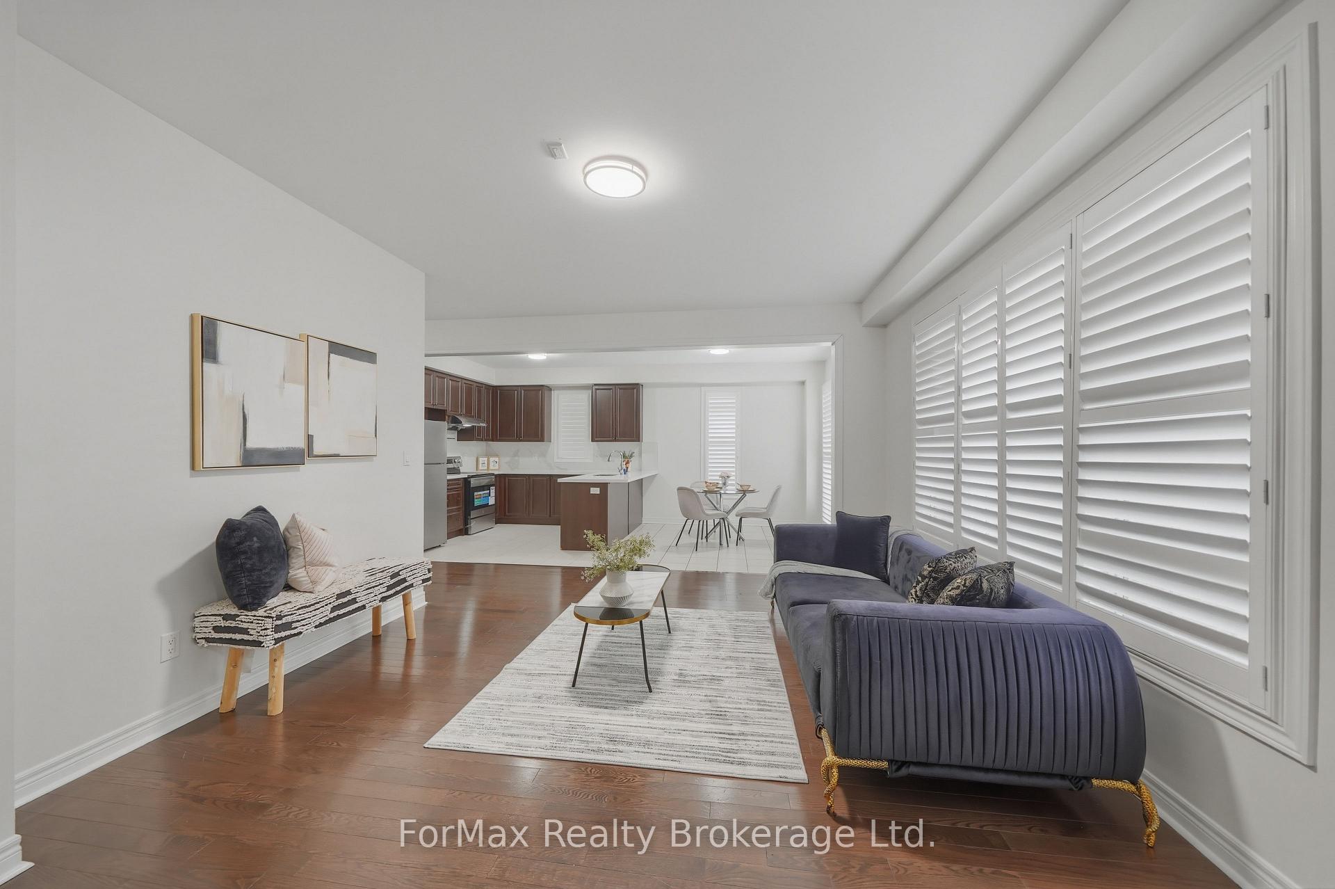 Photo 10 of 80 George Gray Drive, Brampton, Sandringham-Wellington North — HOMEH