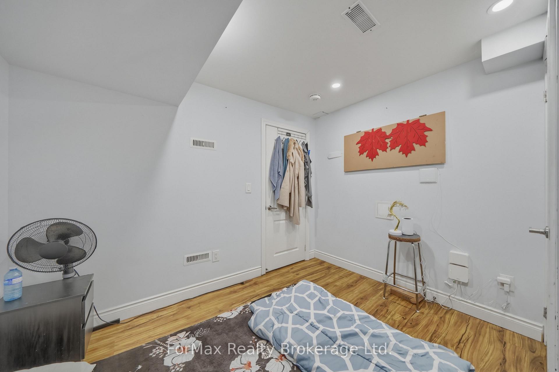 Photo 44 of 80 George Gray Drive, Brampton, Sandringham-Wellington North — HOMEH