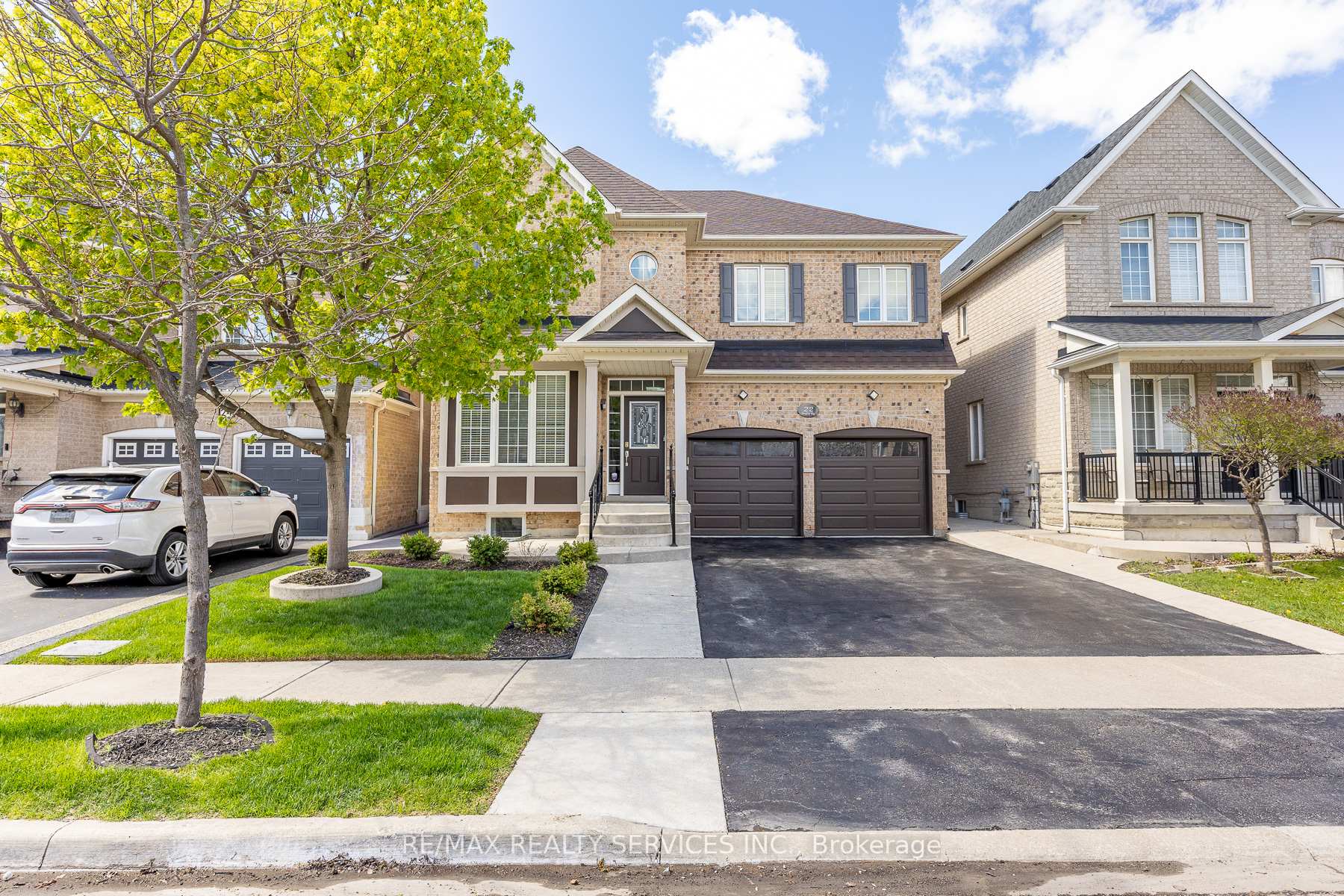 Photo 1 of 22 Berryfield Way, Brampton, Sandringham-Wellington — HOMEH