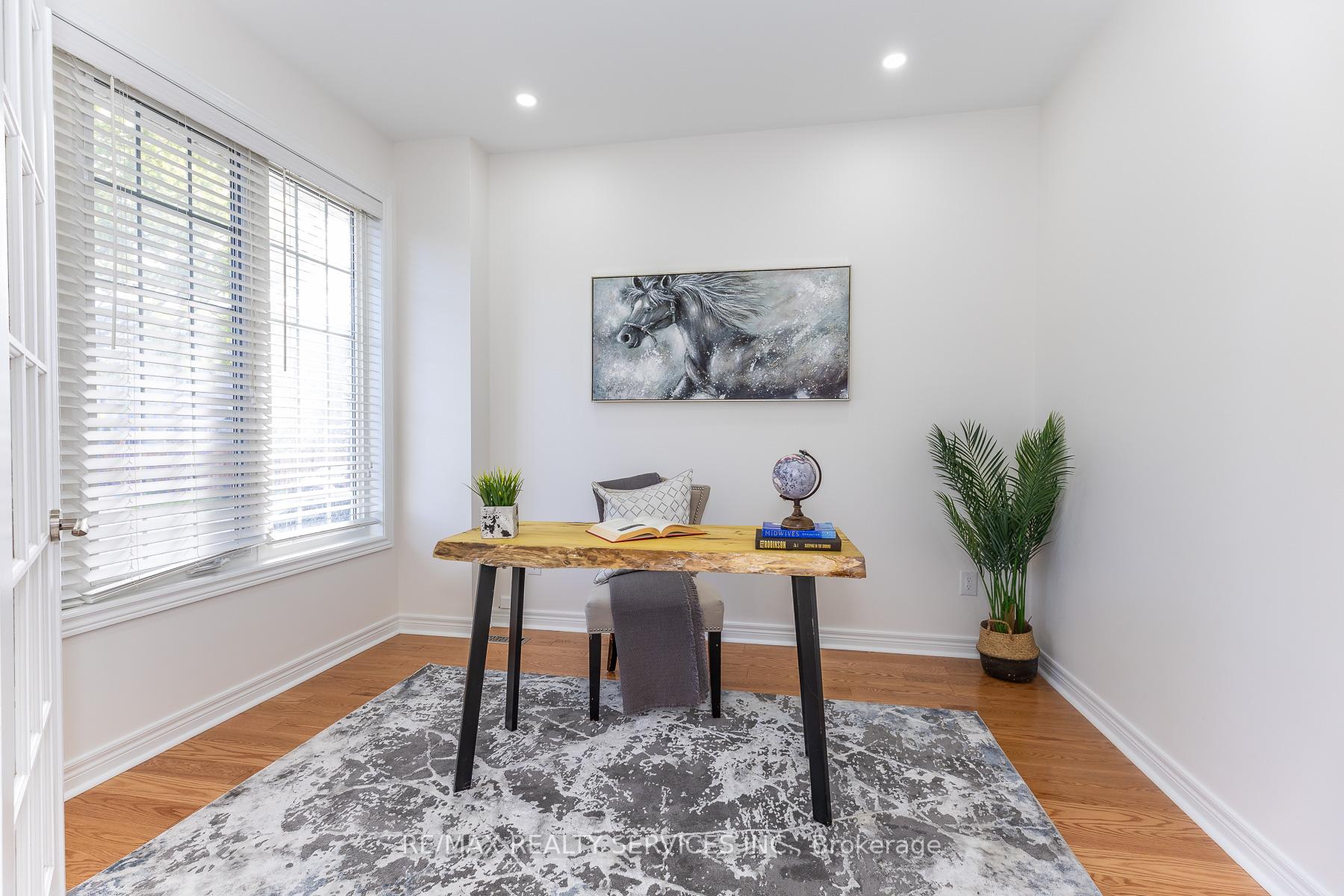 Photo 5 of 22 Berryfield Way, Brampton, Sandringham-Wellington — HOMEH