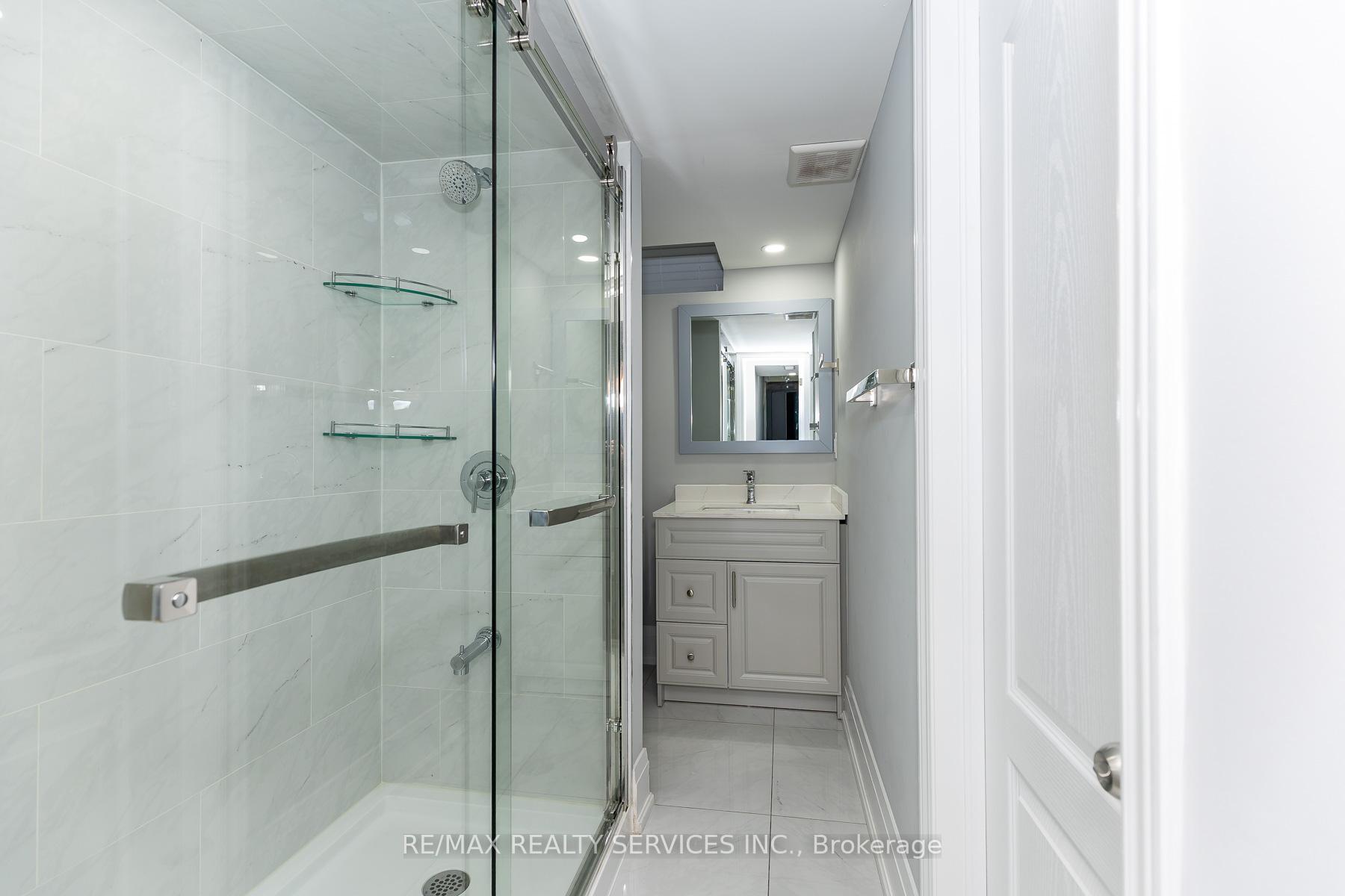 Photo 35 of 22 Berryfield Way, Brampton, Sandringham-Wellington — HOMEH