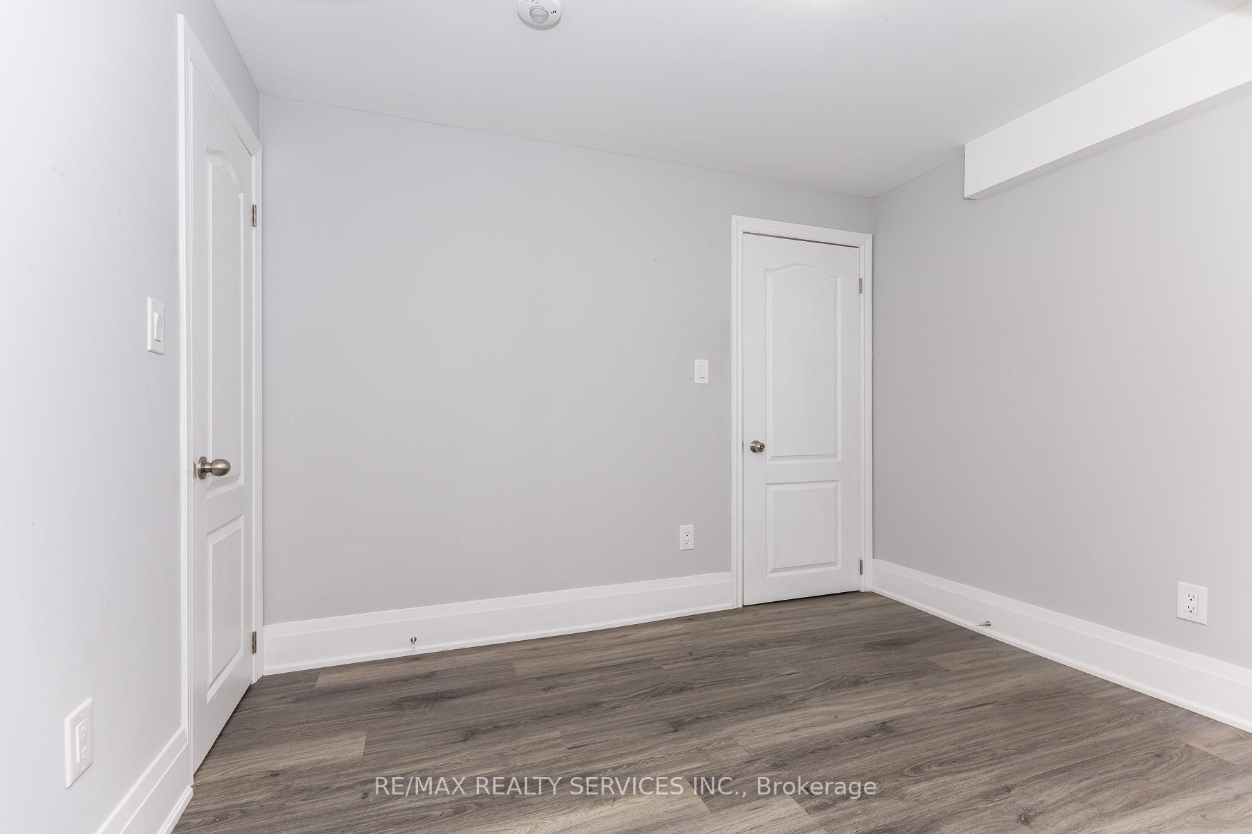 Photo 39 of 22 Berryfield Way, Brampton, Sandringham-Wellington — HOMEH