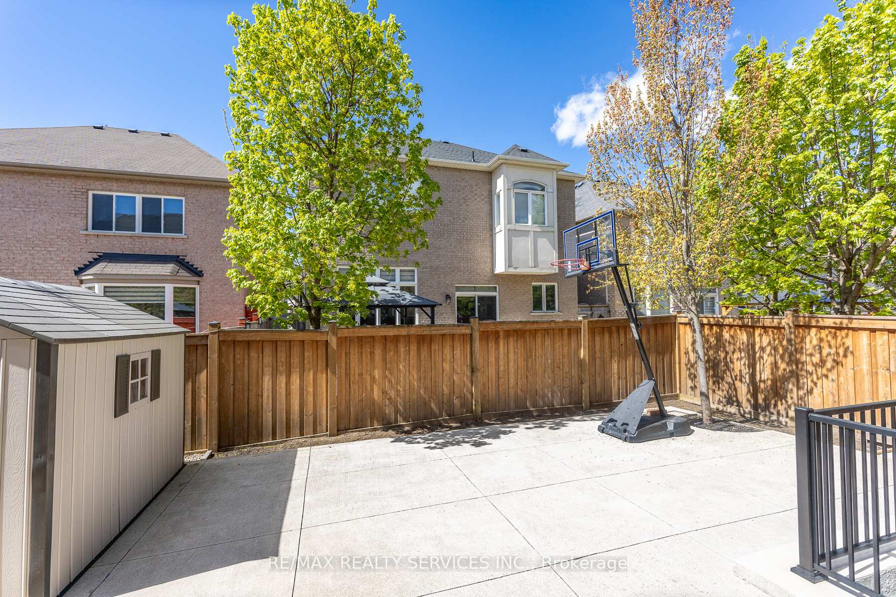 Photo 44 of 22 Berryfield Way, Brampton, Sandringham-Wellington — HOMEH