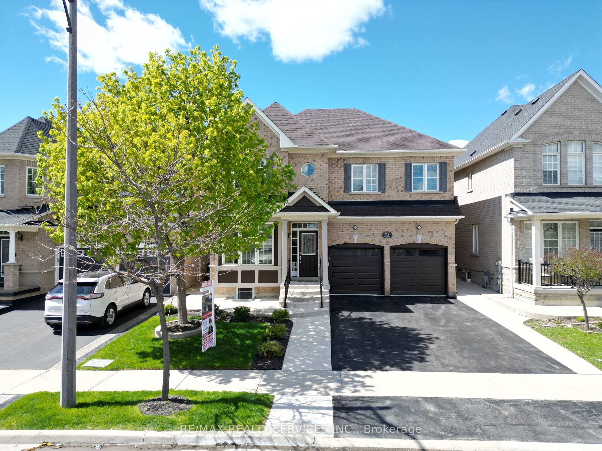Photo 46 of 22 Berryfield Way, Brampton, Sandringham-Wellington — HOMEH