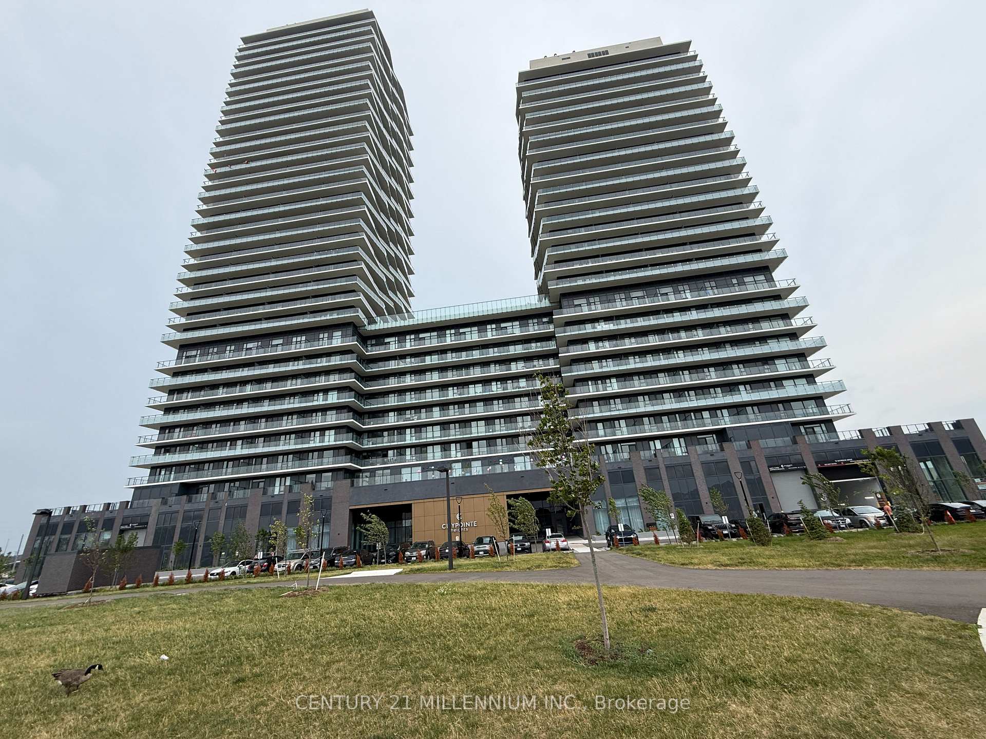 Photo 2 of Unit 2101, 15 Skyridge Drive, Brampton, Bram East — HOMEH