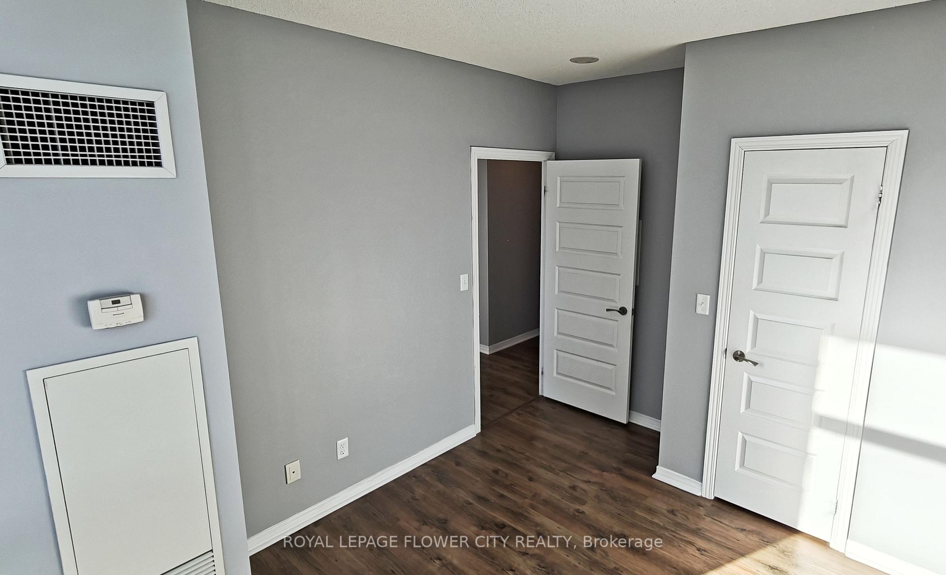 Photo 8 of Unit 2307, 215 Queen Street, Brampton, Queen Street Corridor — HOMEH