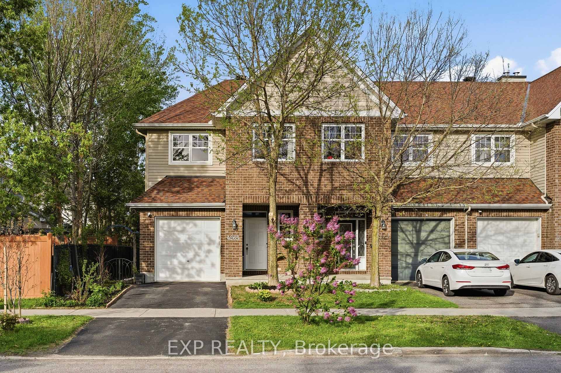 Front of 4265 Kelly Farm Drive