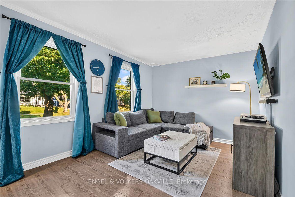 Photo 5 of 108 Lorne Crescent, Kitchener, St. Marys Hospital — HOMEH