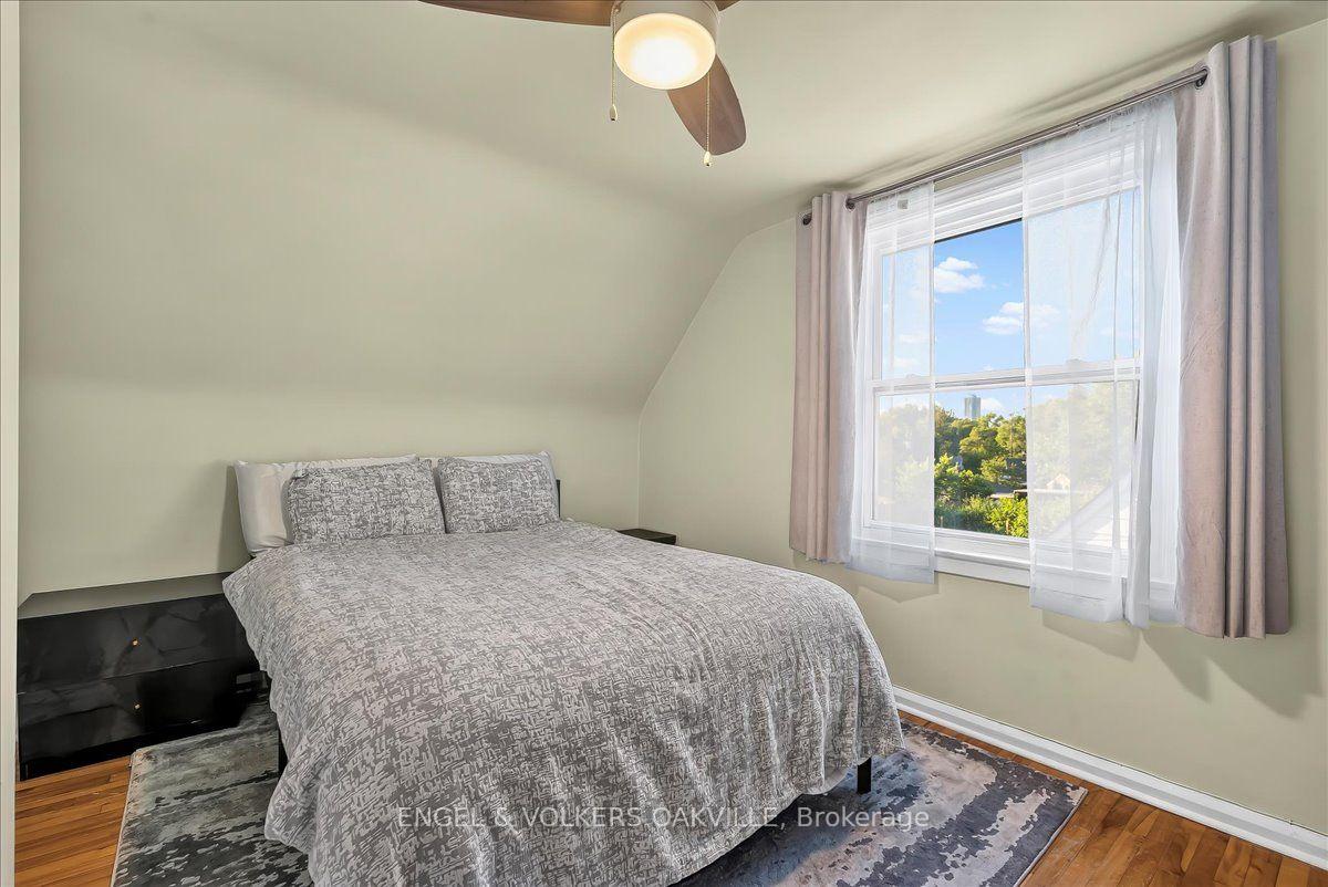 Photo 16 of 108 Lorne Crescent, Kitchener, St. Marys Hospital — HOMEH