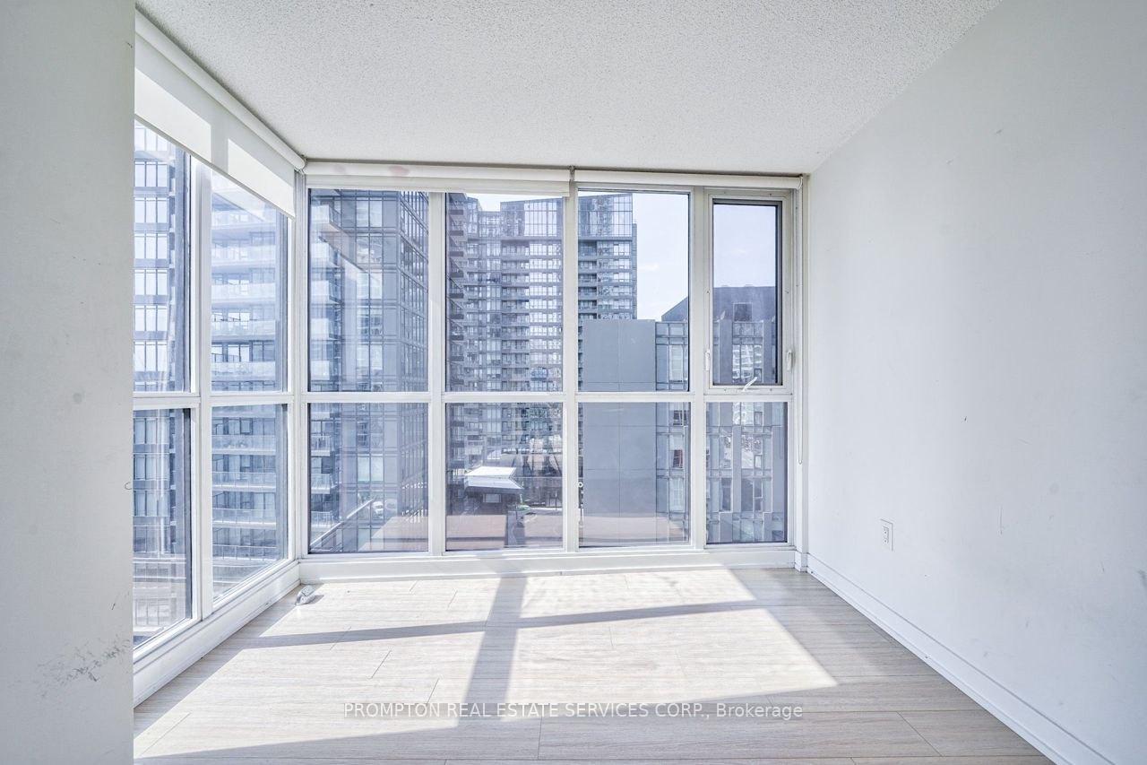 Photo 10 of Unit 906, 85 Queens Wharf Road, Toronto, Waterfront Communities — HOMEH