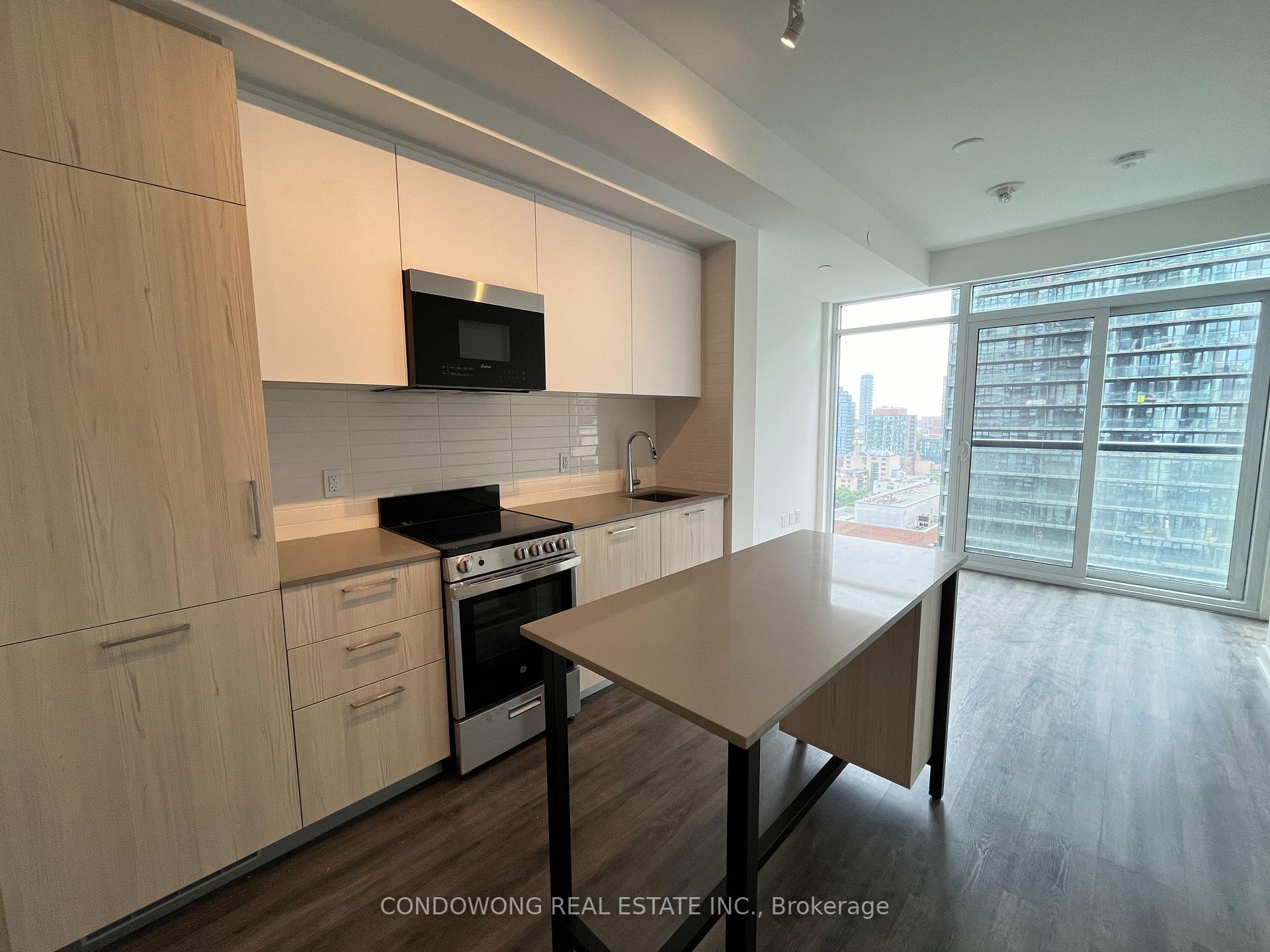 Photo 2 of Unit 1503, 65 Mutual Street, Toronto, Church-Yonge Corridor — HOMEH