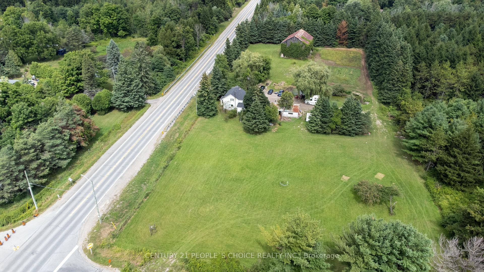 Photo 8 of 4037 Charleston Side Road, Caledon, Rural Caledon — HOMEH