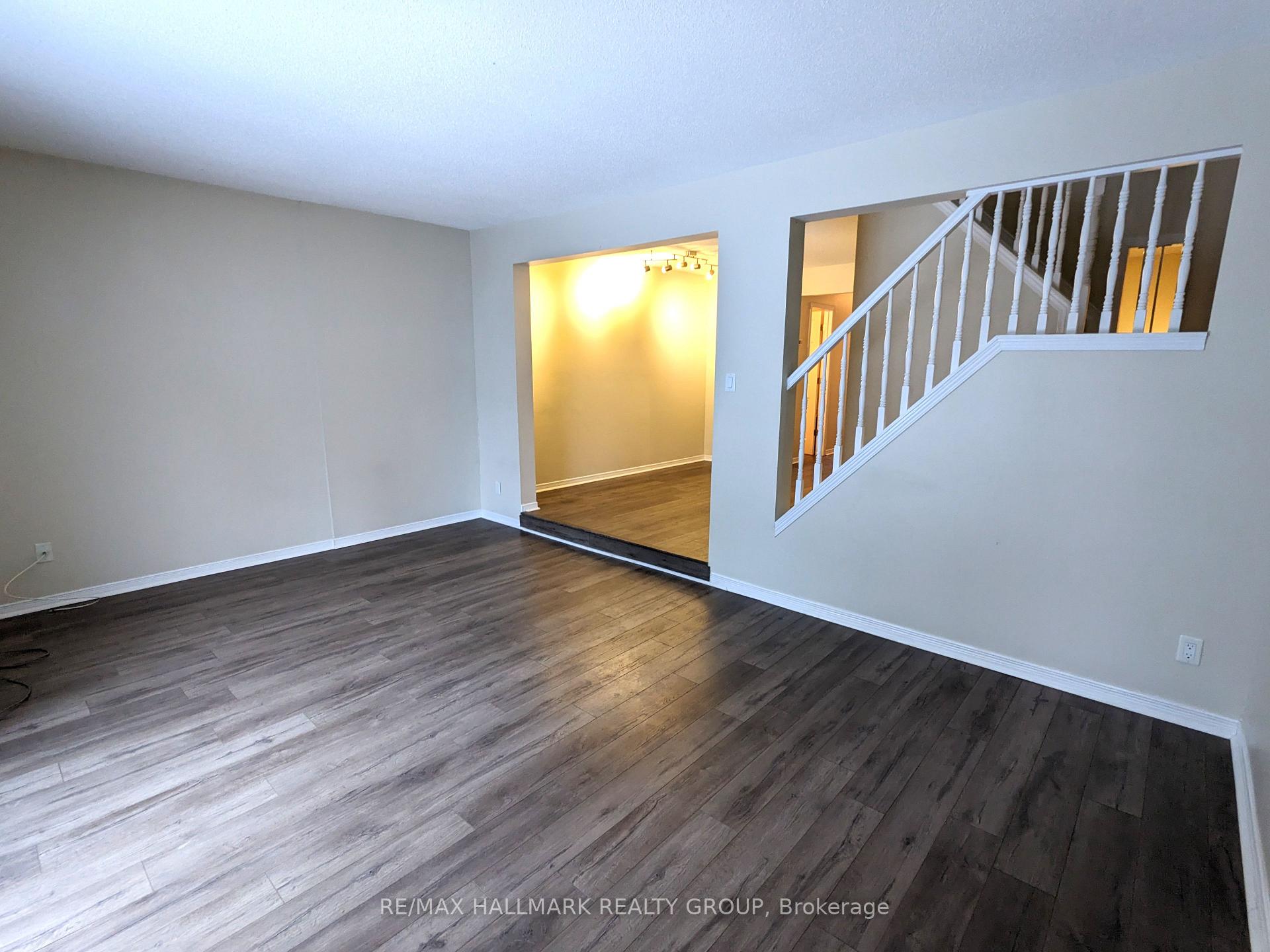 Photo 11 of Unit 21, 6464 Colony Square, Ottawa, Convent Glen North — HOMEH
