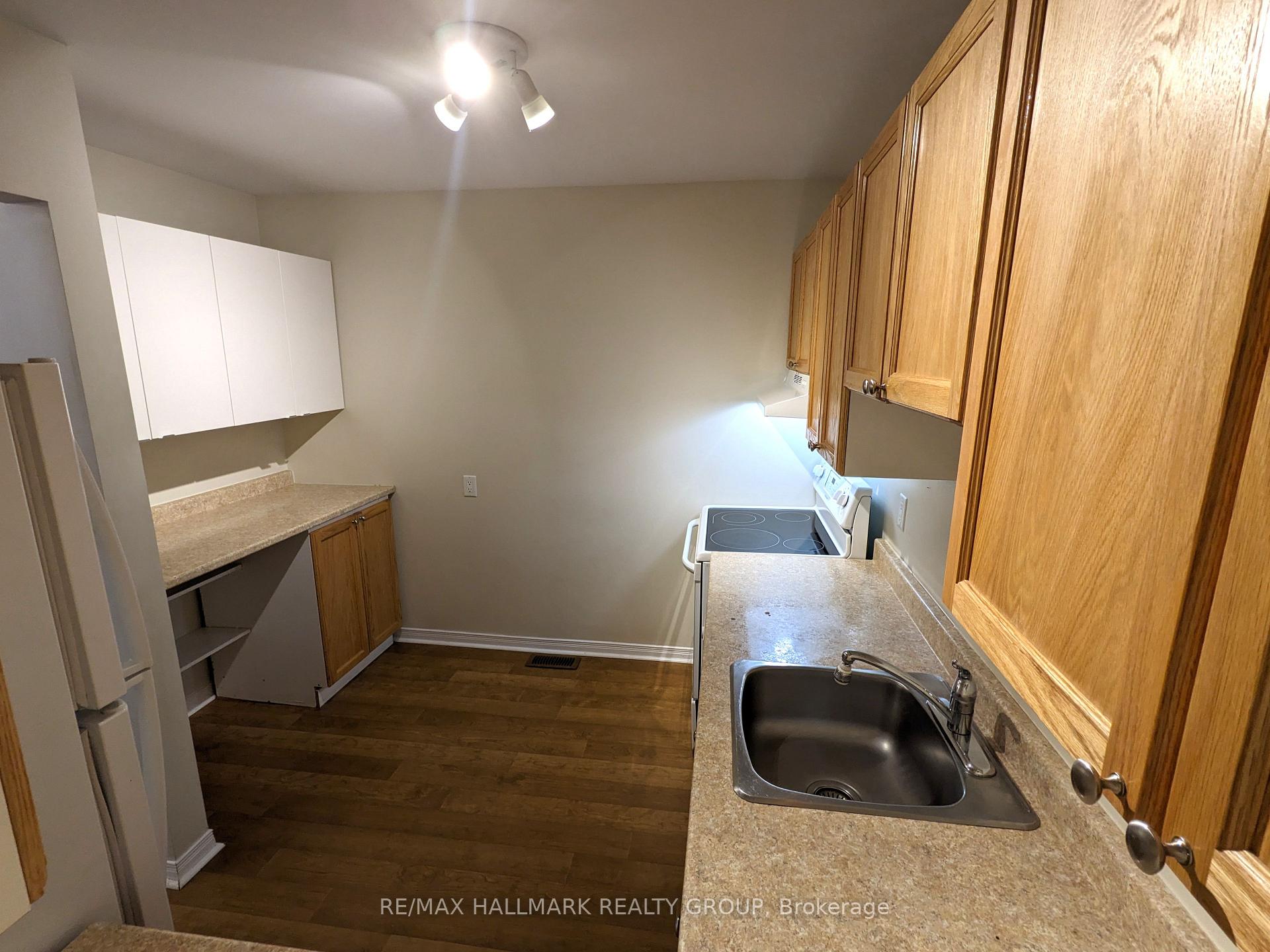 Photo 13 of Unit 21, 6464 Colony Square, Ottawa, Convent Glen North — HOMEH