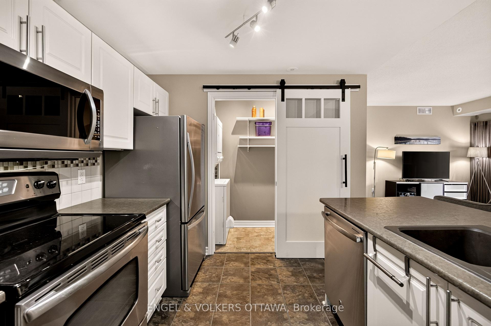 Photo 16 of Unit 4, 165 Waterbridge Drive, Ottawa, Barrhaven East — HOMEH