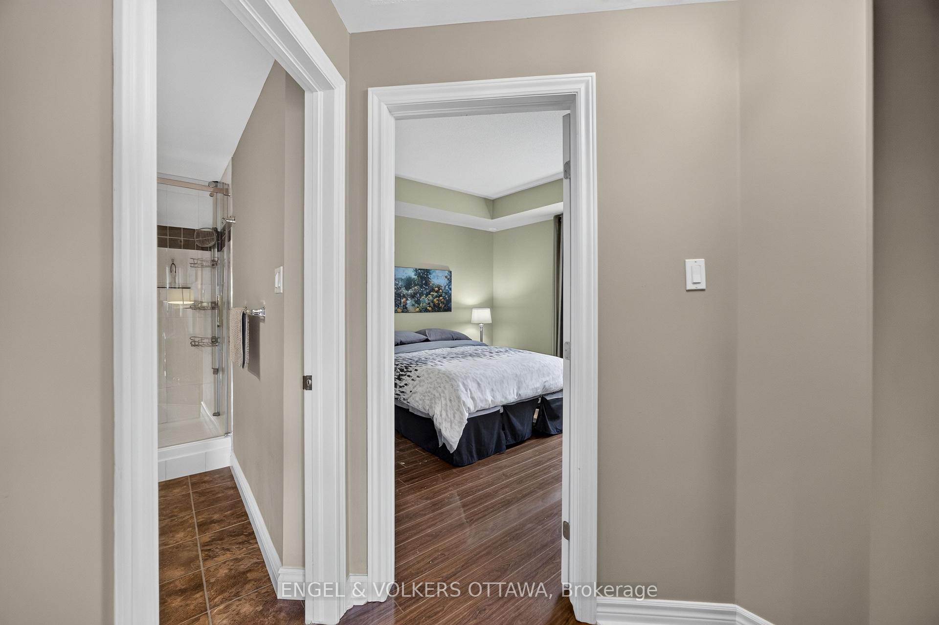 Photo 19 of Unit 4, 165 Waterbridge Drive, Ottawa, Barrhaven East — HOMEH
