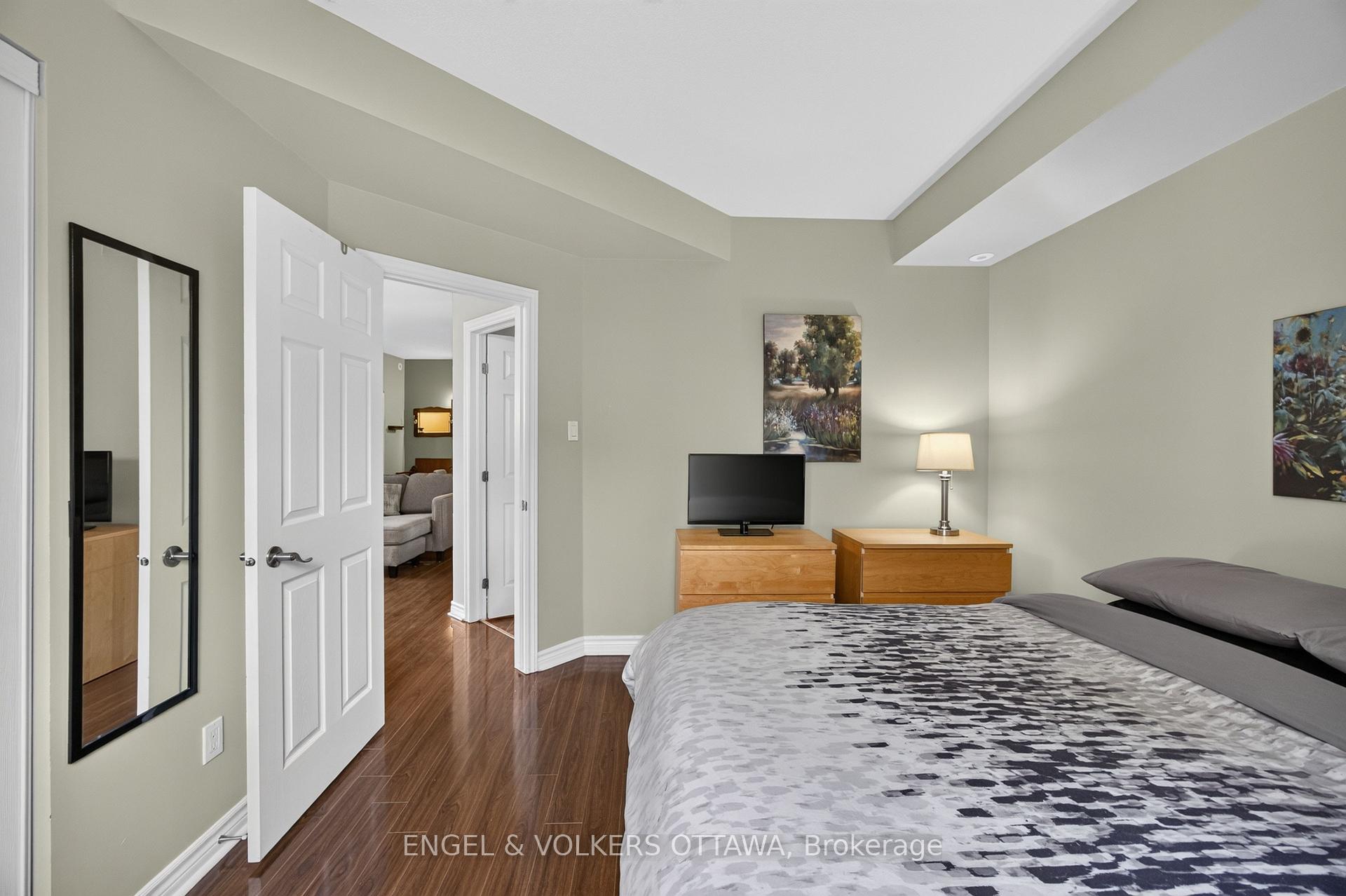 Photo 22 of Unit 4, 165 Waterbridge Drive, Ottawa, Barrhaven East — HOMEH