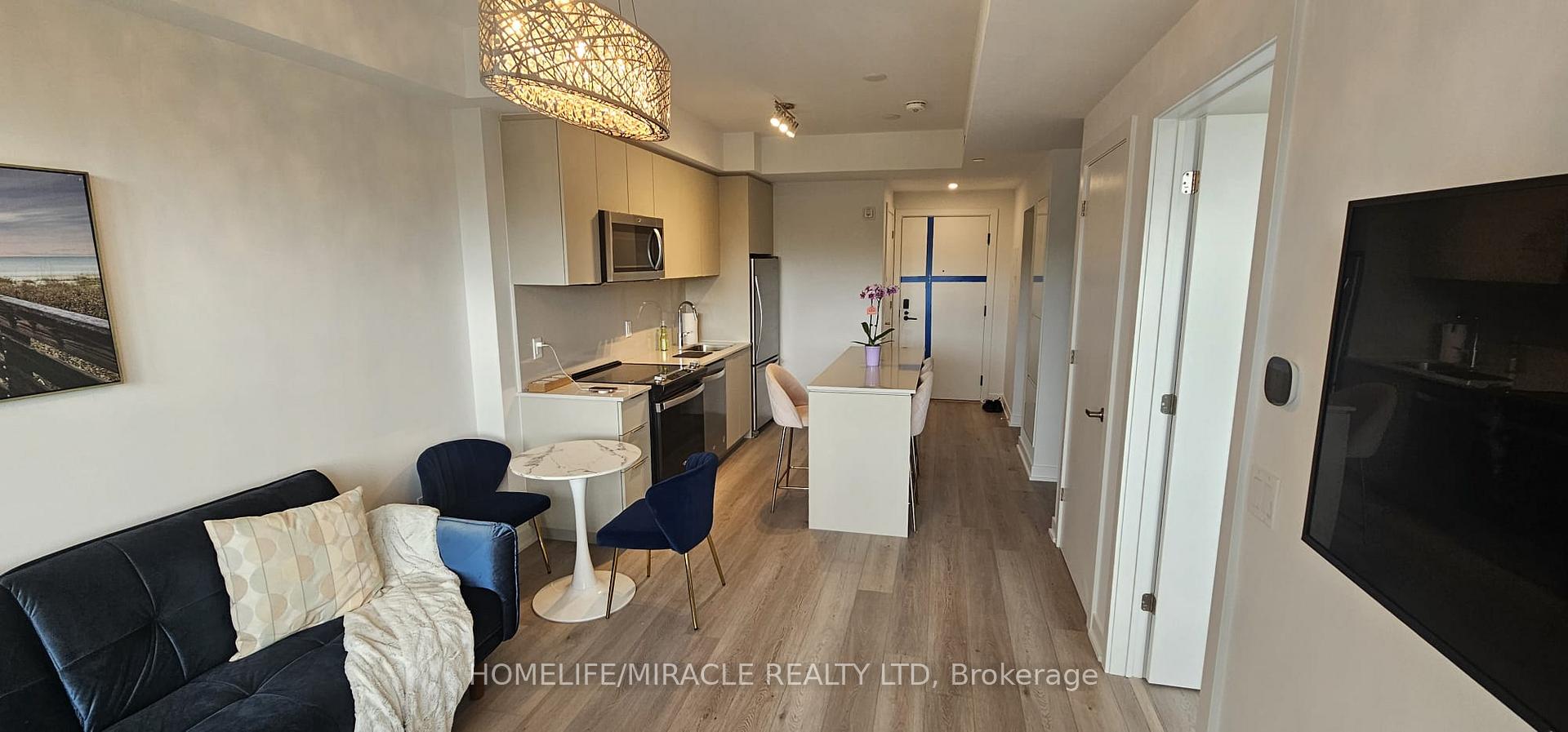 Front of Unit 408, 770 Whitlock Avenue