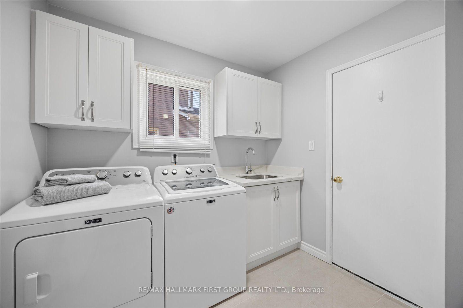 Photo 24 of 77 Willowbrook Drive, Whitby, Pringle Creek — HOMEH