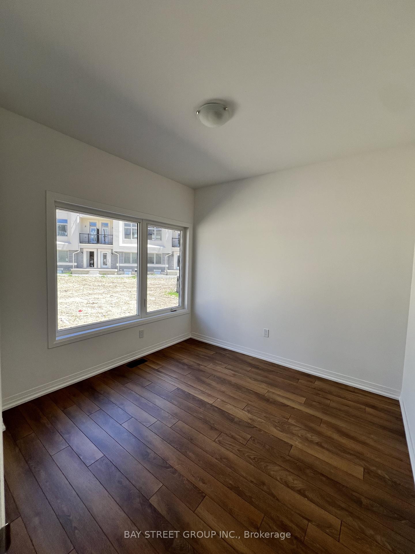 Photo 2 of 25 Albert Firman Lane, Markham, Cachet — HOMEH
