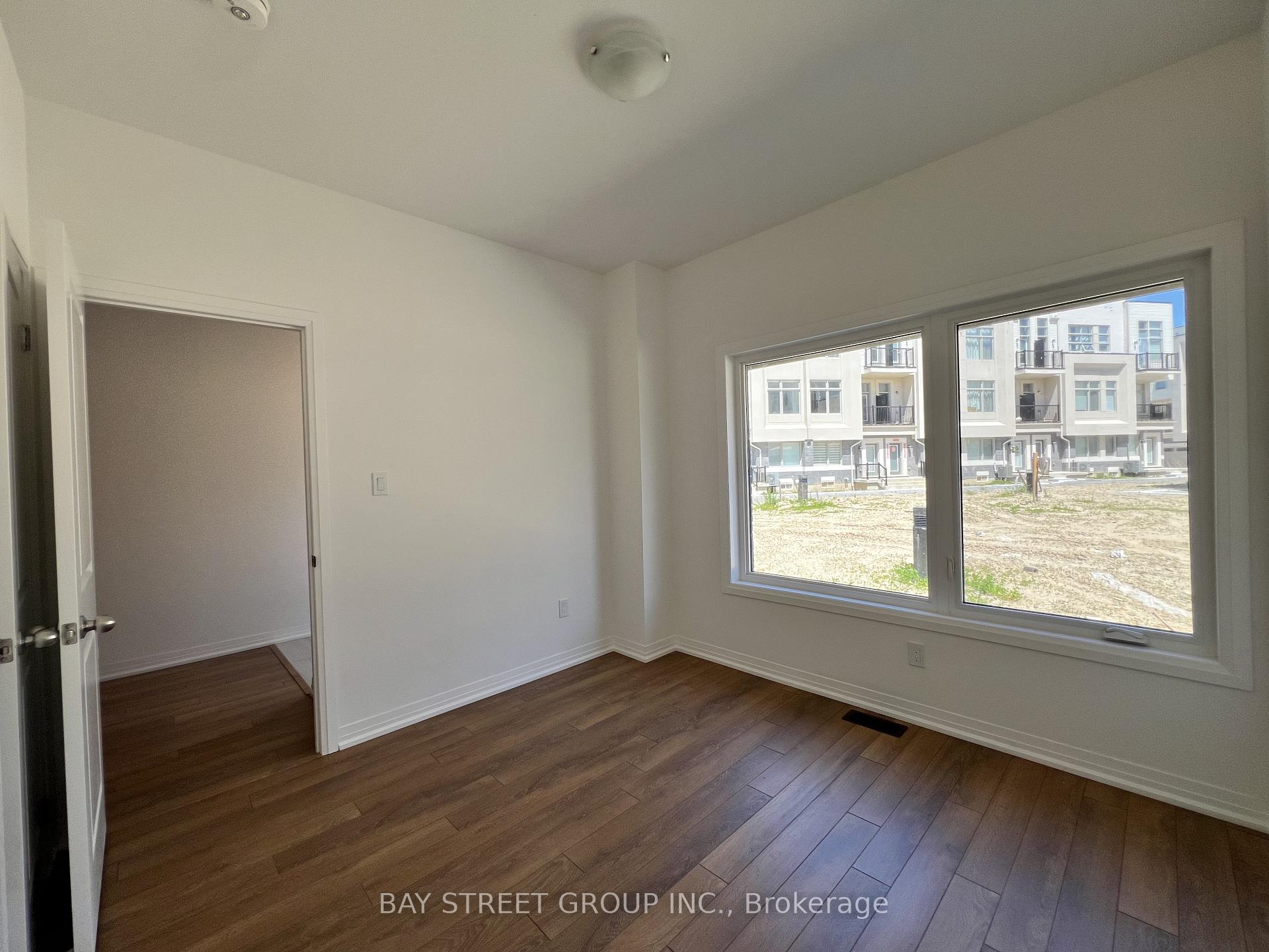 Photo 3 of 25 Albert Firman Lane, Markham, Cachet — HOMEH