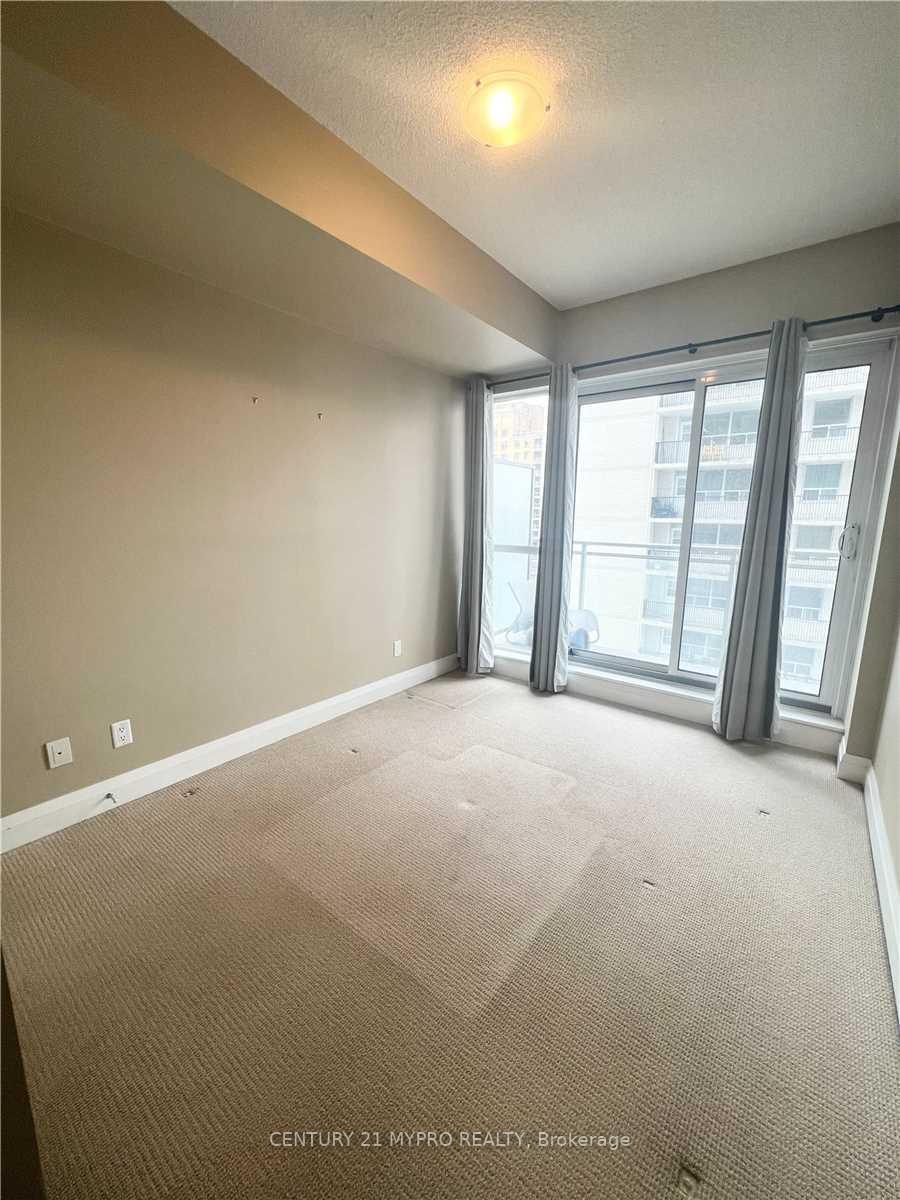 Photo 9 of Unit 701, 83 Redpath Avenue, Toronto, Mount Pleasant West — HOMEH
